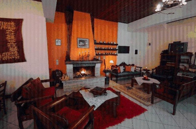 Μορφέας Ξενοδοχείο Καρπενήσι Εξωτερικό φωτογραφία